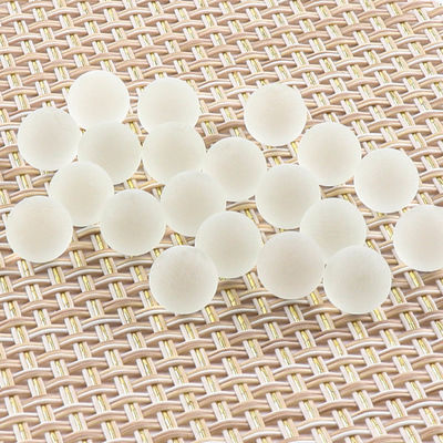 Ventilateurs chimiques à billes de verre flottants dans les pulvérisateurs