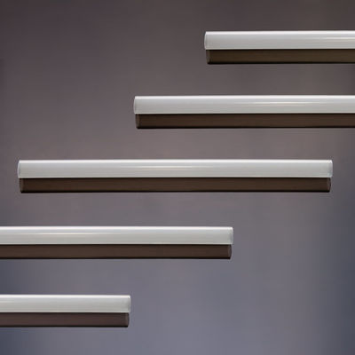 Personnalisation à votre service Tubes de pressage en plastique jetables pour chaque type de peau